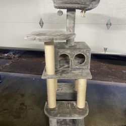 Cat Tower 