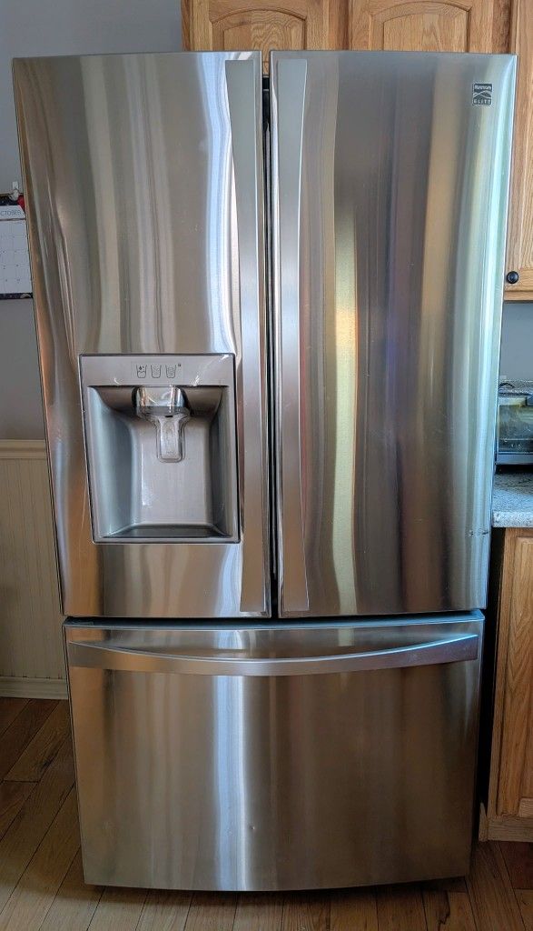 2011 Kenmore Elite Refrigerator (Needs Work)