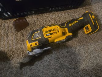 DeWalt 20V XR Brushless Oscillating Multi-Tool