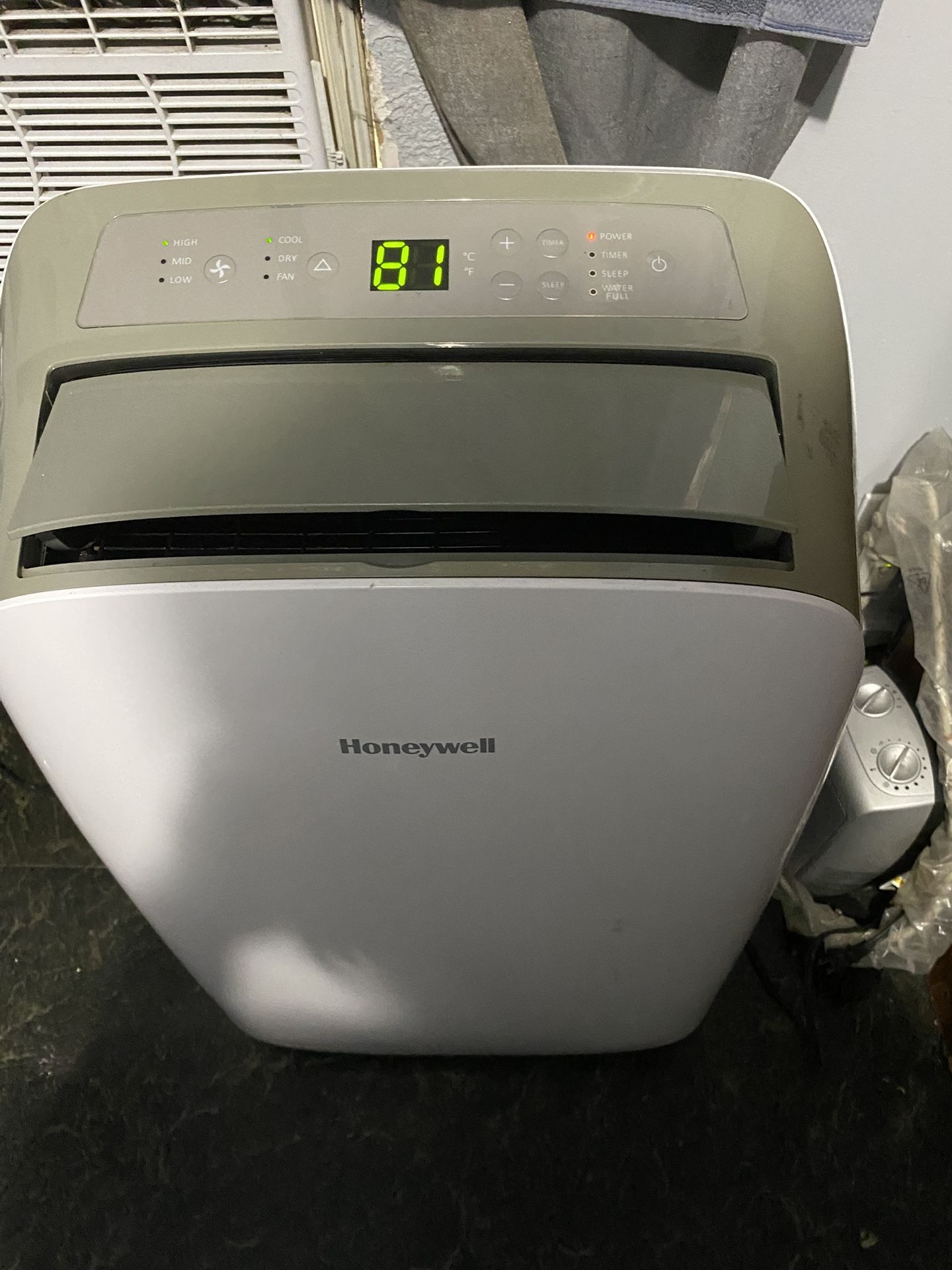 Honeywell Portable Ac