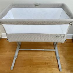 Bedside Baby Bassinet - Lightweight, Adjustable Height