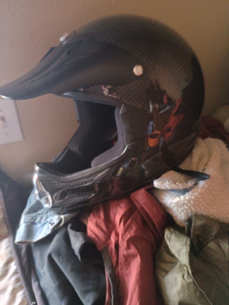 Carbon Fiber Size Large Motorcycle Helmet 