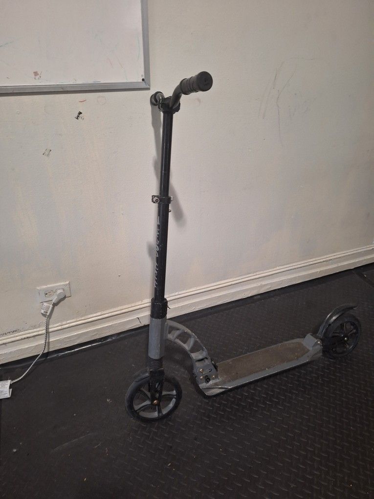 Kick Scooter Non Electric
