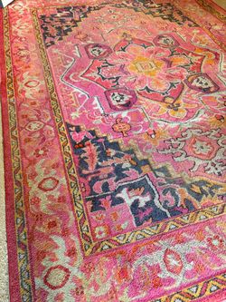 Large 7’10” x 11’1” Pink Boho Persian-Style Area Rug