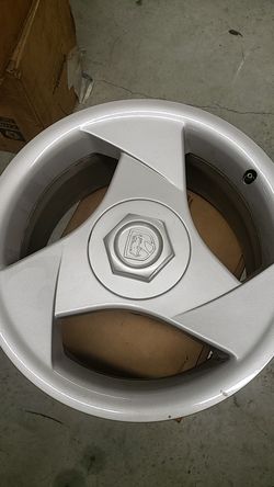 Dodge Viper front wheel rim