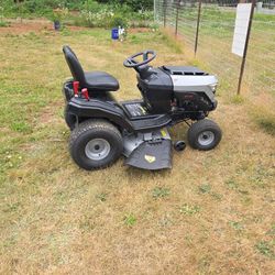 Murray lawn tractor