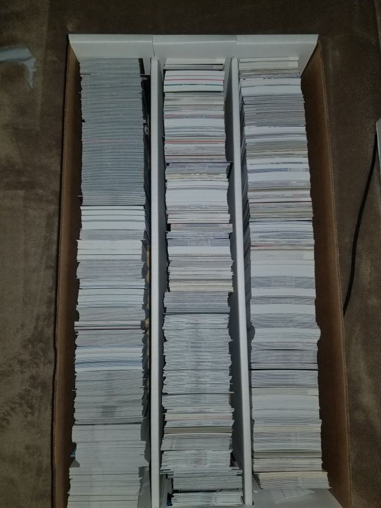 3,000 Count Box Baseball/Football Cards