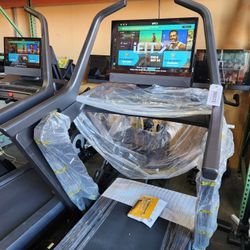 2025 Model Nordictrack X24 Incline trainer - 40% incline - 2200$ 