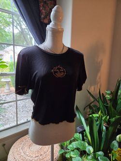 Black Halloween Pumpkin Crop Top