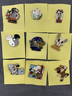 Disney Mickey Mouse Pin Lot 9 WDW 2009 Chef Mickey Travel Co Snowfall Dancing Lights