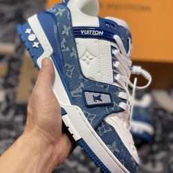 L.ouis V.uitton Trainer Sneaker Low 