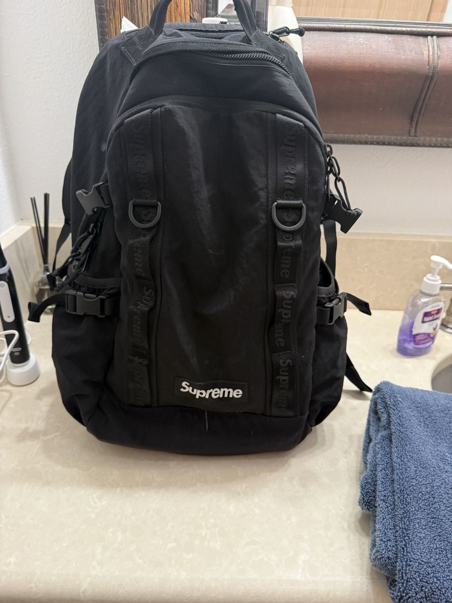 Supreme Backpack (FW20)