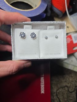 Sterling Silver Moissinite Diamonds Earrings 