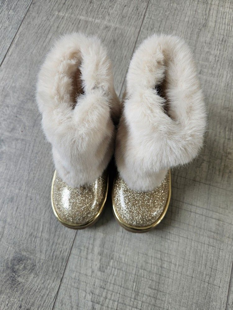 Harper Canyon Kids Girls Fur Gold Boots Size 9
