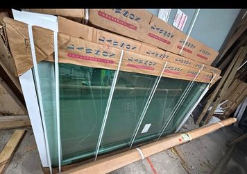 Larson Industries New Window Units – Lot