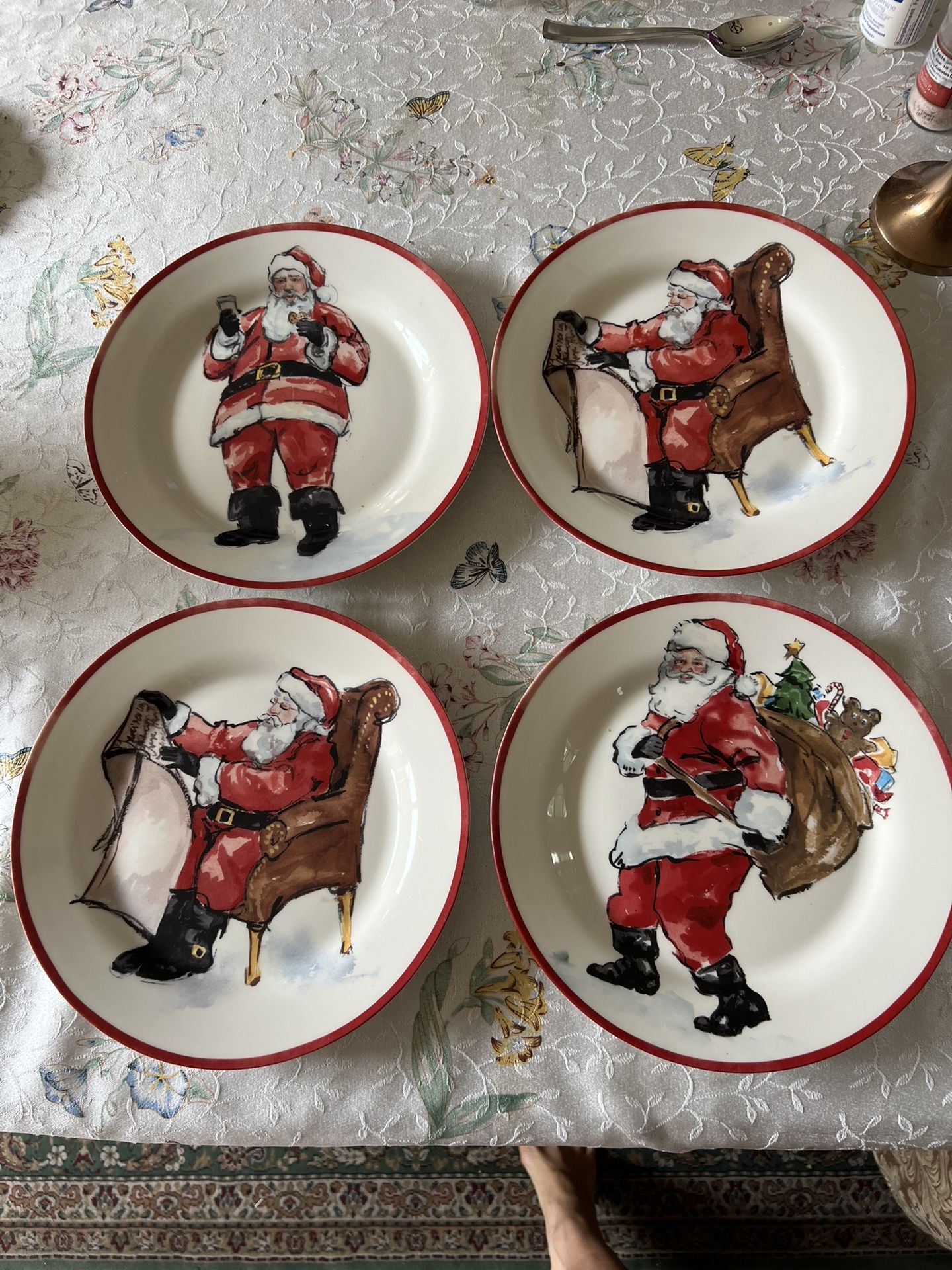 Pottery Barn Santa Clause Dinner Set 