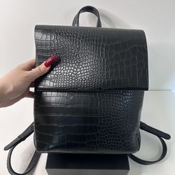 TOP SHOP Black Leather Backpack (Sexy Exotic Snake Pattern) 🐍