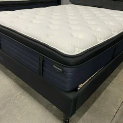 Brand New Queen *Mattress* and Box Set In Plastic 39 down!!!