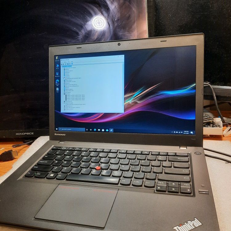 Lenovo 14" Laptop T440 core i5 8gb 240GB SSD Windows 10