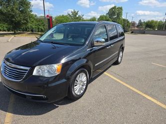 2013 Chrysler Town & Country