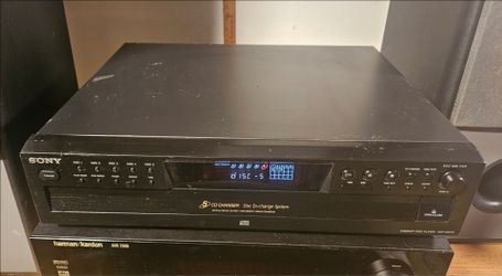 Sony CDP-CE275 5 disc CD Carousel Changer Watch Video