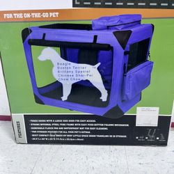 It's a Pet Gear Generation II soft pet carrier, designed for travel. 