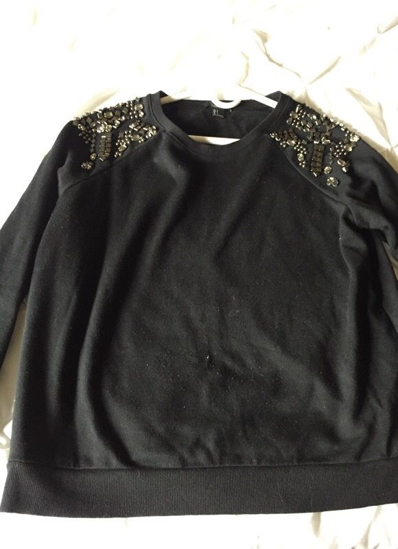 Black soft sweater size large