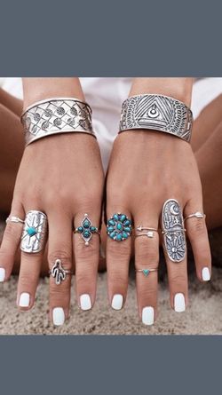 Nine piece silver ring Set