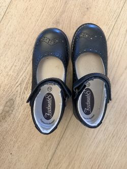 New - Footmates leather Mary Jane Shoes size 12