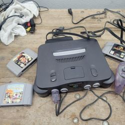Nintendo 64 Bundle 