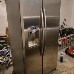 Samsung Refrigerator 