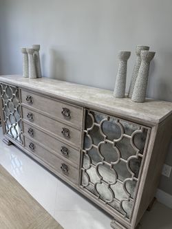 Serving Table With Marble Protection