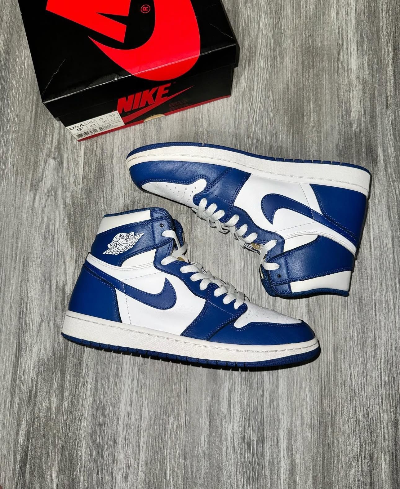 Jordan 1 Blue White