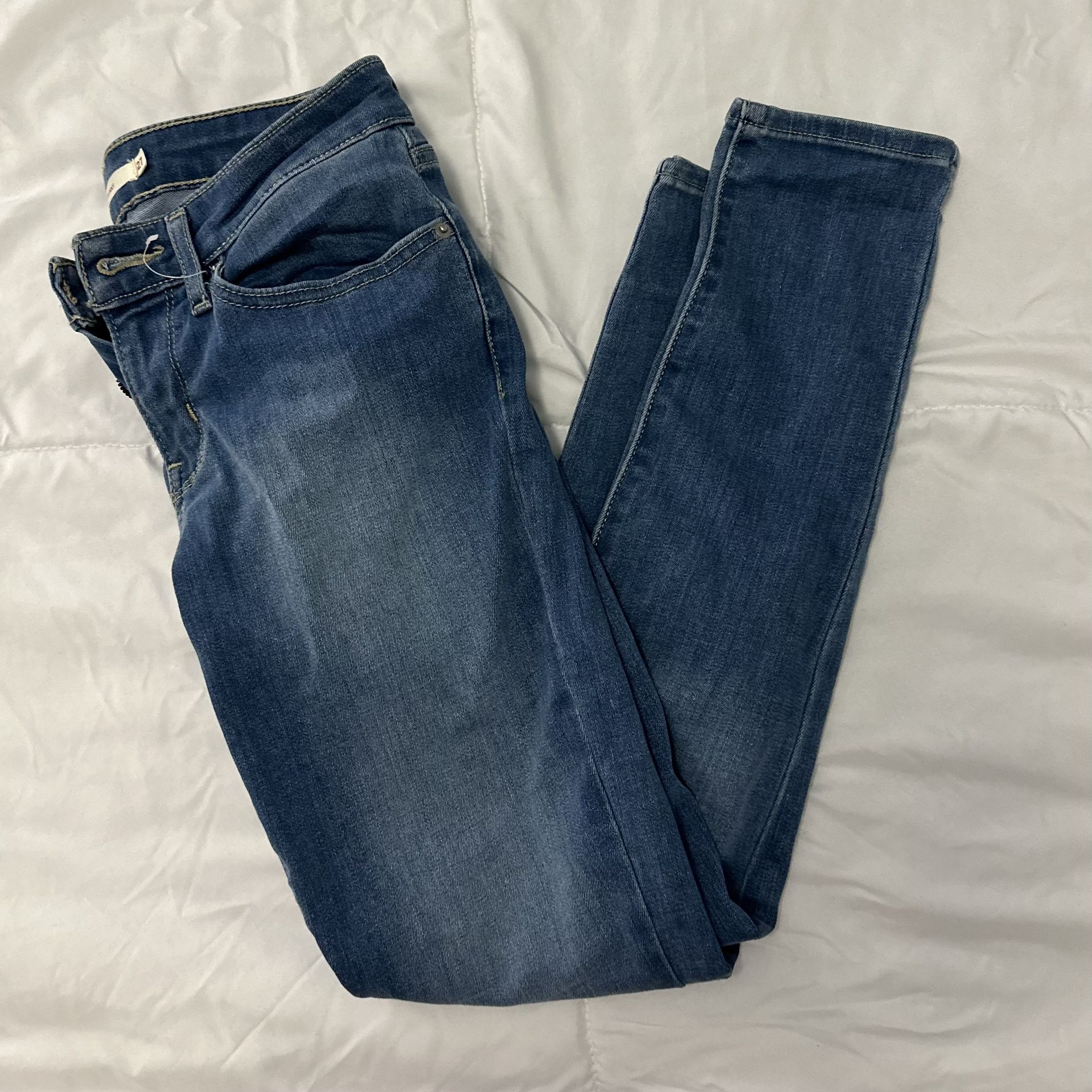 LEVI’S 711 SKINNY JEANS BRAND NEW WITHOUT TAGS SIZE 27” NWOT 