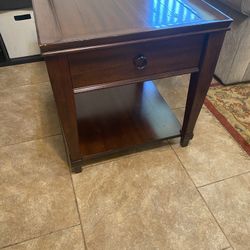 End table 