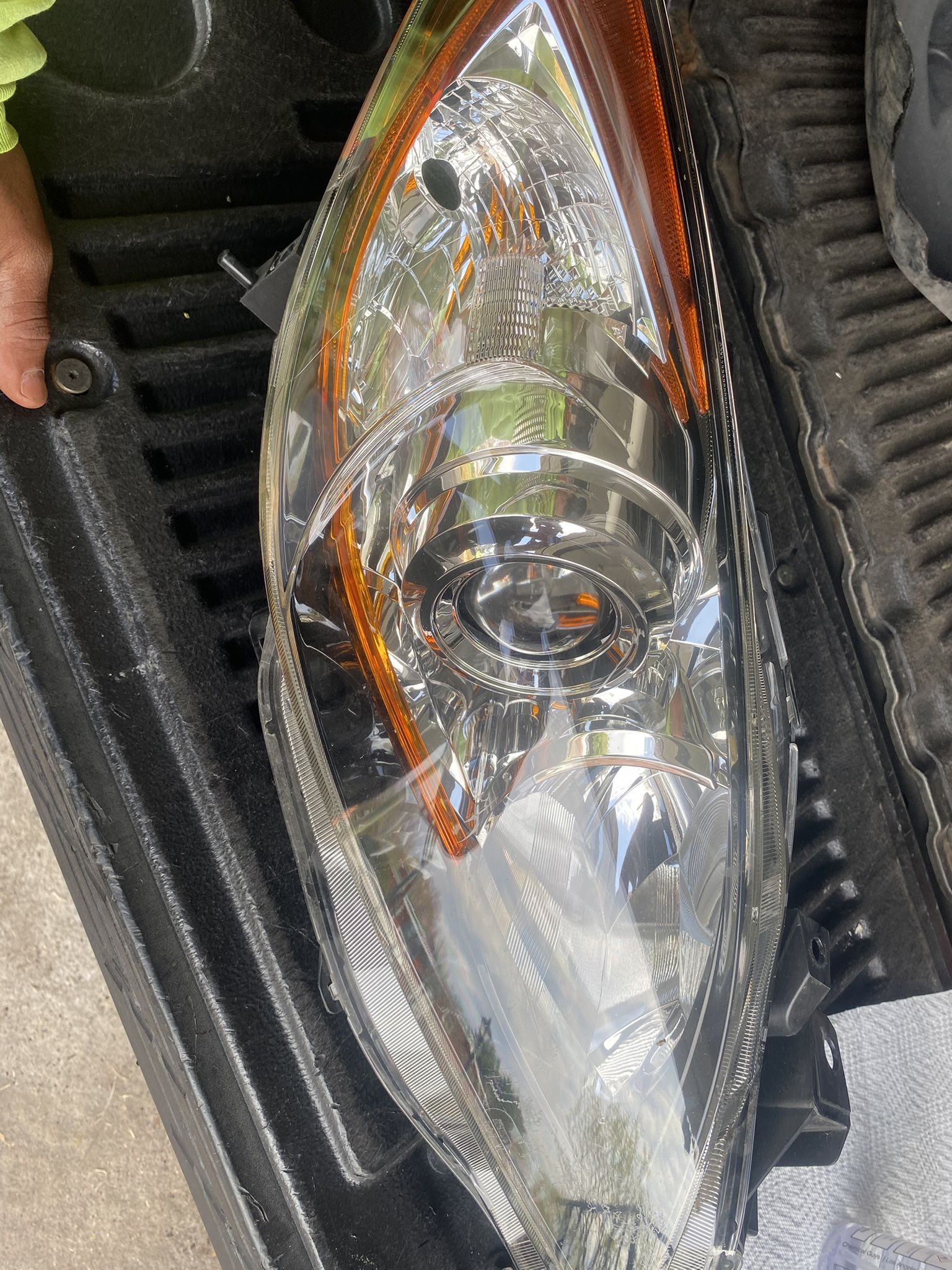 2013 Mazda 3 Headlight Assembly