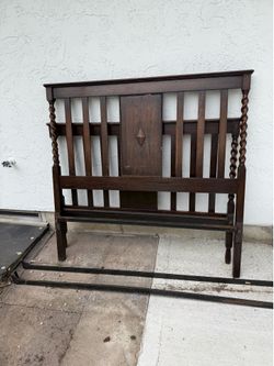 Antique Full Bed