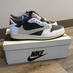 Jordan 1s Travis Scott 