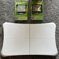 Wii Balance Board Includes 2 Battery Packs 