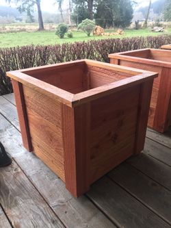 Cedar Wood Planter Boxes -Veggie Garden