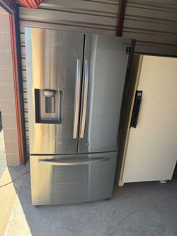 Stainless Steel Samsung Refrigerator And Freezer