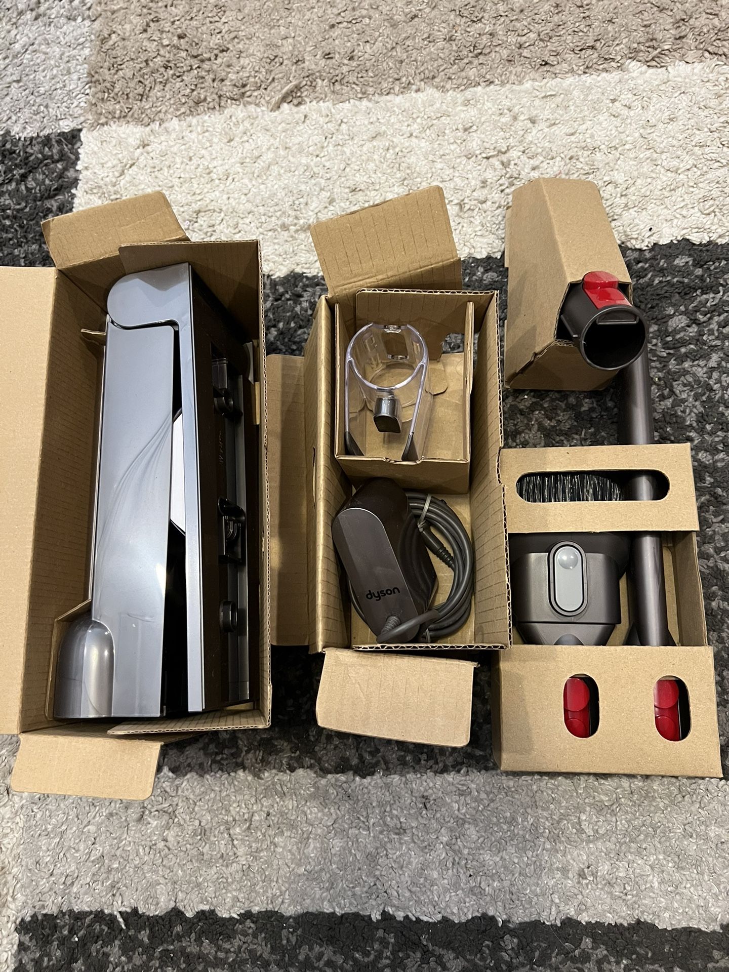 Dyson Vacuum Accessories & Charging Station