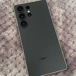 Samsung Galaxy S25 Ultra • 256.0GB • Titanium Black