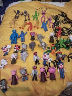 Roblox Figures 36 Total Bulk Lot