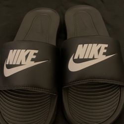 Nike Slides 