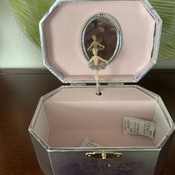 Valentines Musical Box 