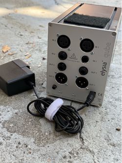 Elysia Qube 500 series chassis
