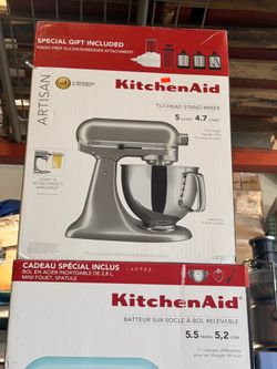 KitchenAid Artisan Series 5-Quart Tilt-Head Stand Mixer with Fresh Prep Slicer/Shredder Attachments Brand New In Box