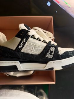Louis Vuitton Black Trainer Sneakers Size 5.5