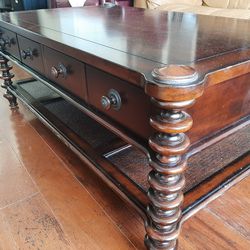 Coffee Table PRICED TO SELL